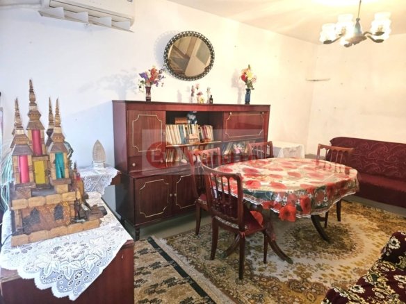 Vanzare – apartament cu 2 camere, Micro 20, J-uri – 51000 euro