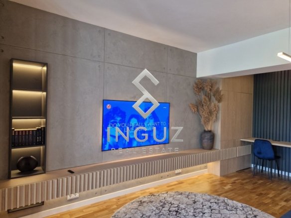 DE ÎNCHIRIAT – APARTAMENT 3 CAMERE PREMIUM – BĂNEASA (ZONA ZOO)