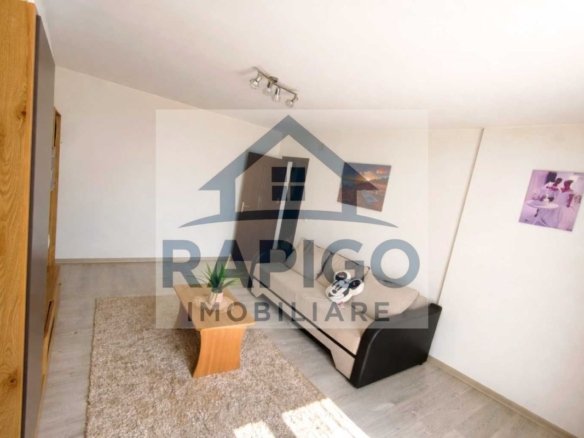 Apartament 2 camere decomandat de vânzare
