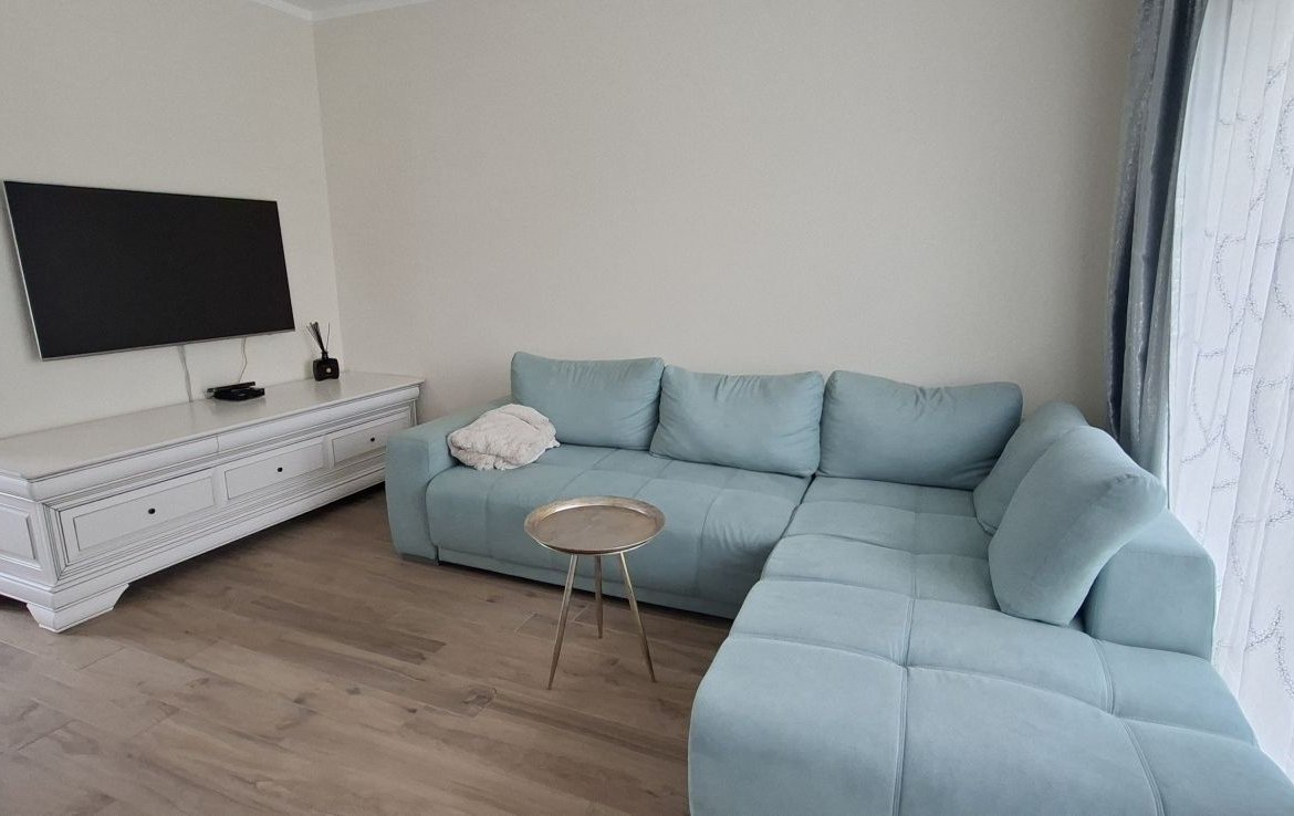 Casa la prima inchiriere cu 3 camere