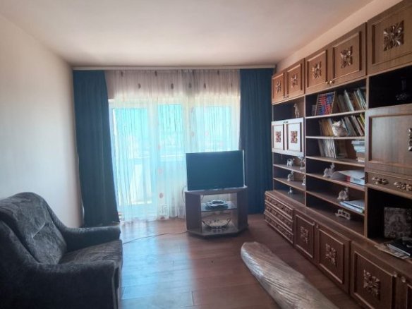 Apartament 3 camere, 2 bai, 79 mp., Parc Gara, Constanta