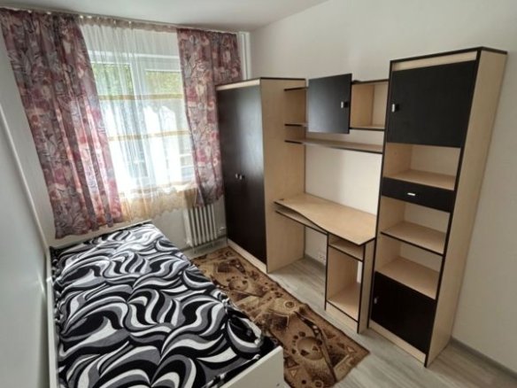 Apartament modern cu 3 camere luminos, disponibil pentru închiriere