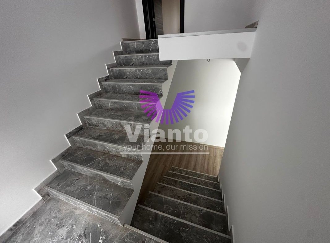 Duplex 5 camere -150mpu, curte 250mp – Cisnadie