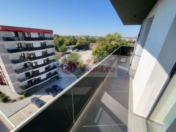 Apartament modern cu 3 camere – Complex Arcada – 130000 euro