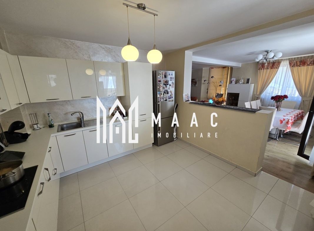 Vila 5 camere moderna 300 mp teren Zona Tineretului
