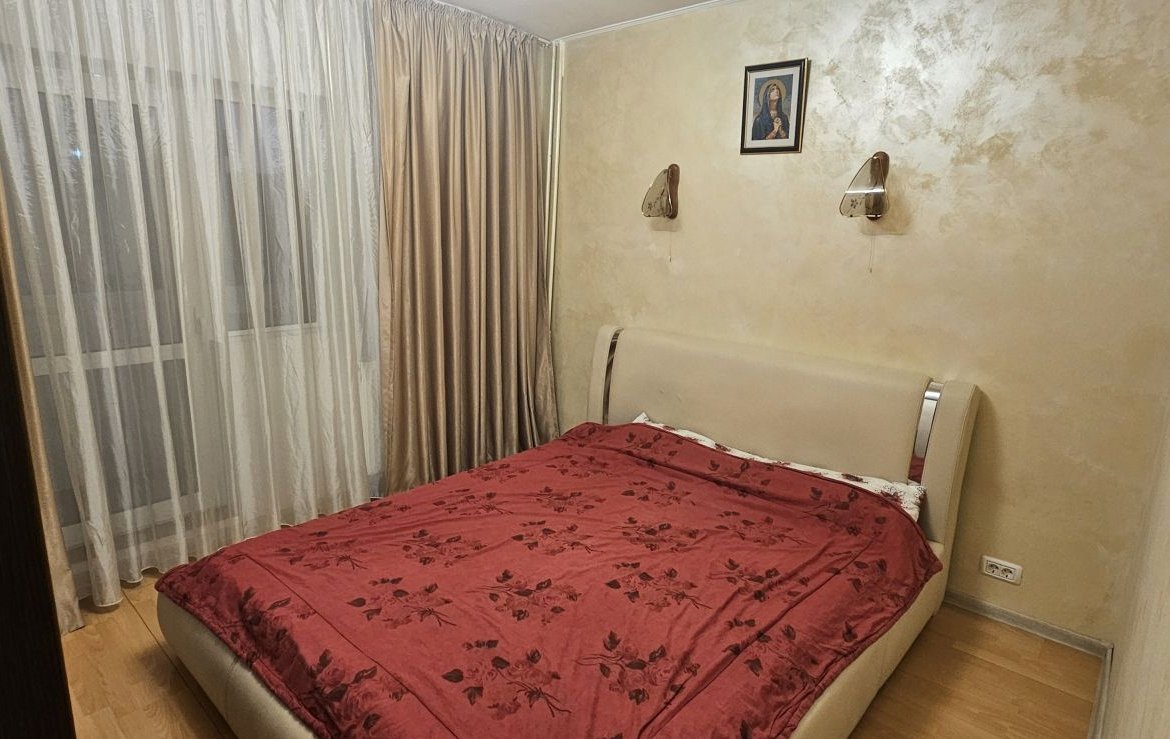 Crangasi apartament 3 camere de inchiriat mobilat si utilat