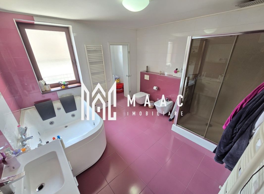 Vila 5 camere moderna 300 mp teren Zona Tineretului