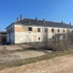 Proprietate versatila fost camin muncitori +teren loc.Batar jud Bihor