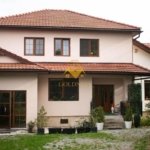 Sediu firma sau clinica.Buna Ziua, 2000 mp teren cu front de 35 ml.