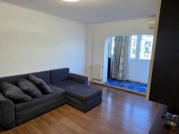 Apartament 3 camere de vânzare Crângași 75 mp bloc 1982