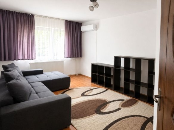 Apartament 2 camere decomandat de închiriat | Zona Soarelui | Etaj 2 |