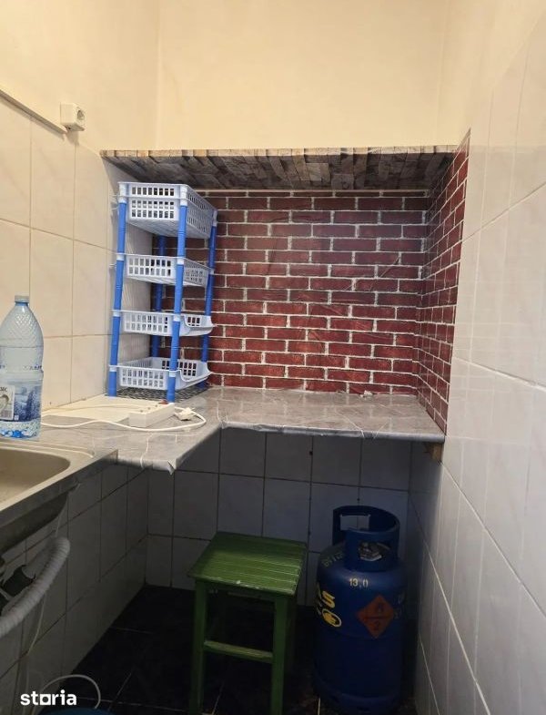 De vanzare garsoniera Tiglina 1, la A-uri, et. 2, 36.000 euro