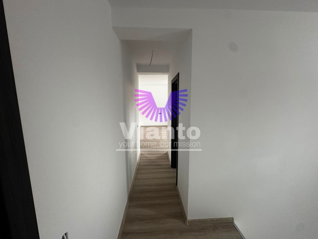 5d0b99cd736348519f2e4903aeb4969b Duplex 5 camere -150mpu, curte 250mp – Cisnadie