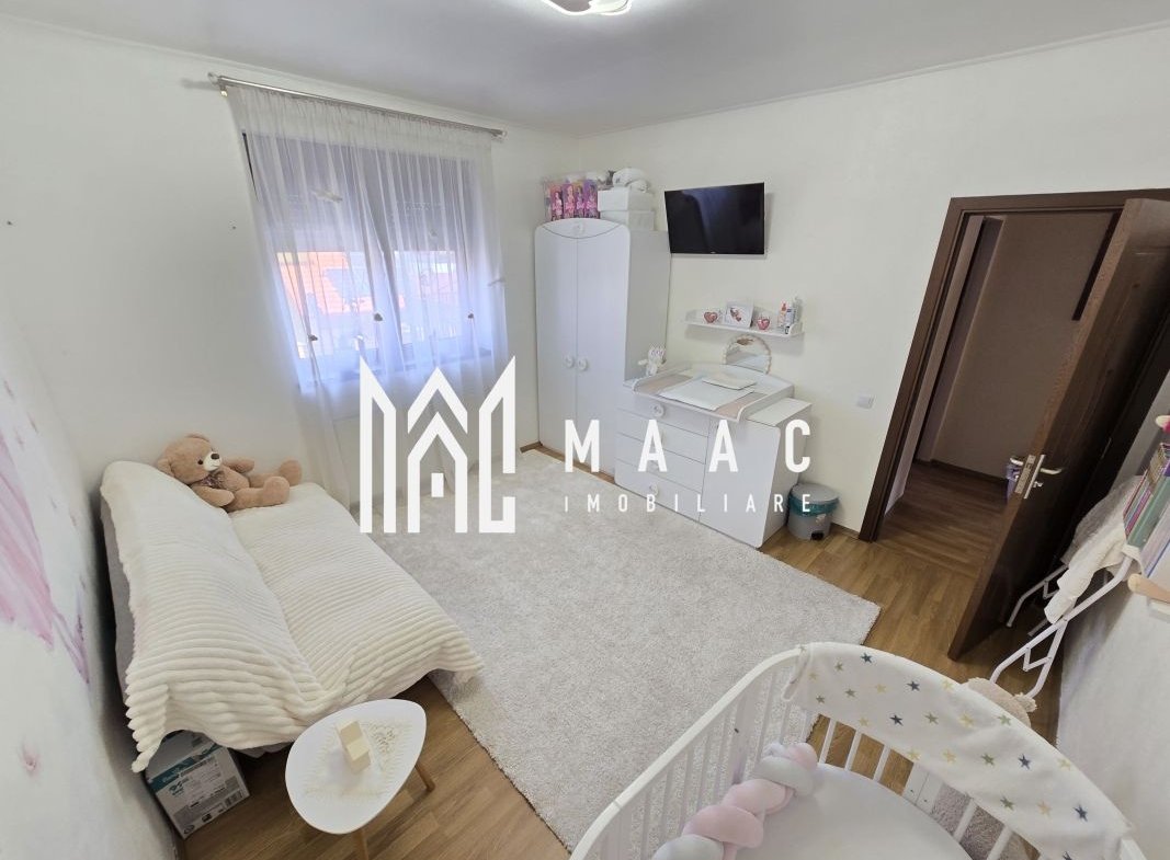 Vila 5 camere moderna 300 mp teren Zona Tineretului