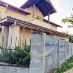 Vand casa Indivduala cu 4 camere in comuna Giroc/ pret 186000 euro