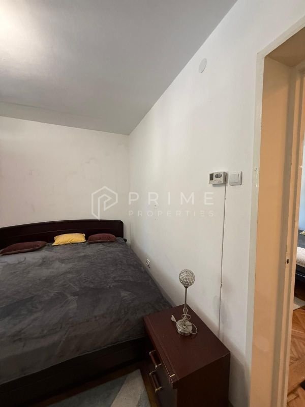 Apartament cu 3 camere decomandate- Ideal pentru studenti – Zona Tudor