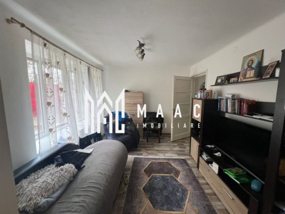 Apartament la casa | Demisol | 3 camere | Pivnita | 89 MPU | Sub Arini