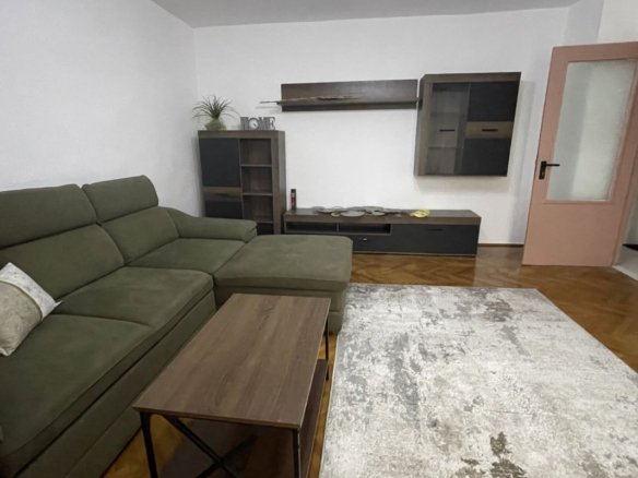 Apartament 2 camere la etajul 1 -zona Bucovina