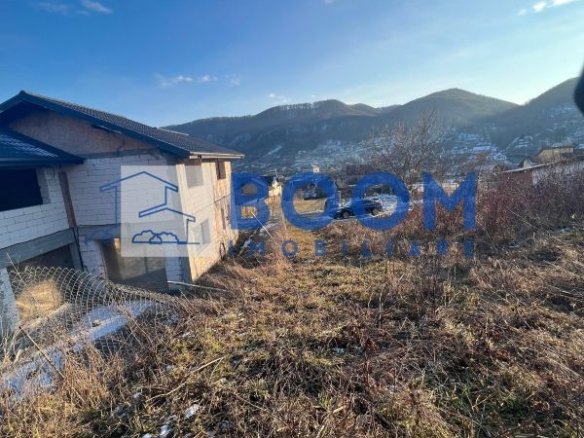 Teren Vladesti | 1025 MP | Zona White Department