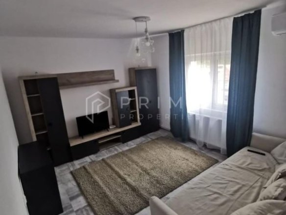 Apartament cu 1 cameră, renovat complet