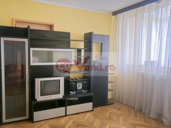 Apartament 3 camere de vanzare – Tiglina 1 – Strada Saturn – Etaj 2