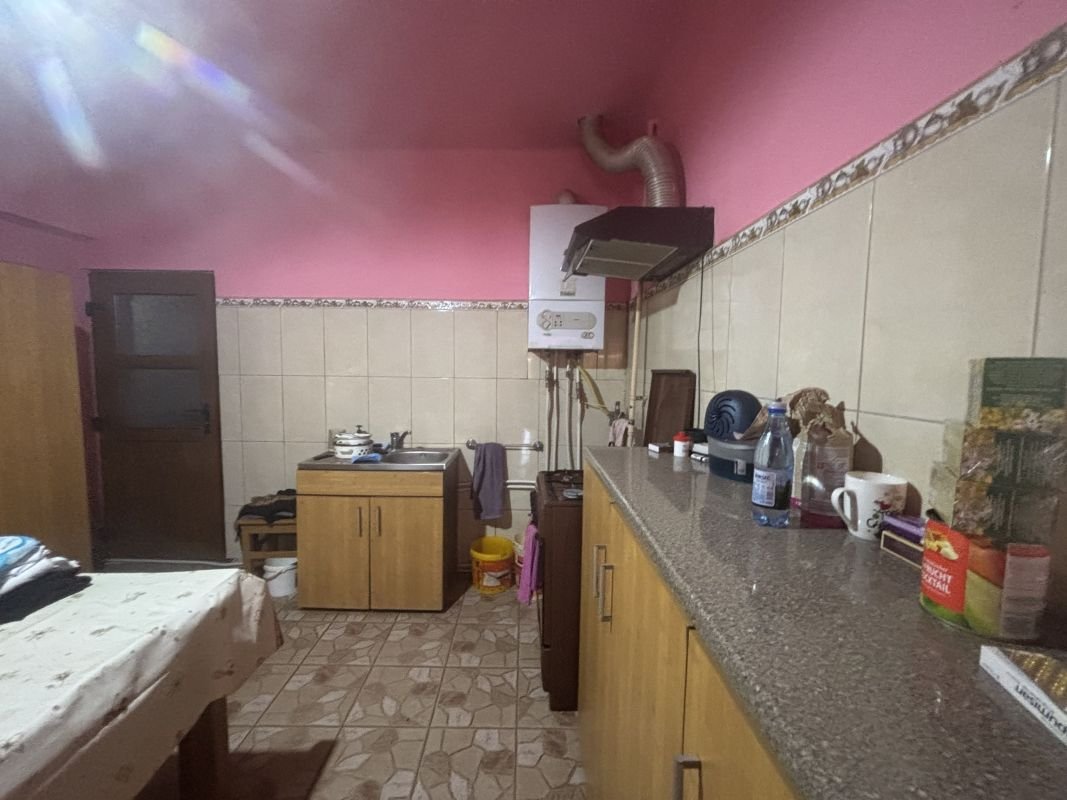 Casa solida aproape de Lidl Dumbravita