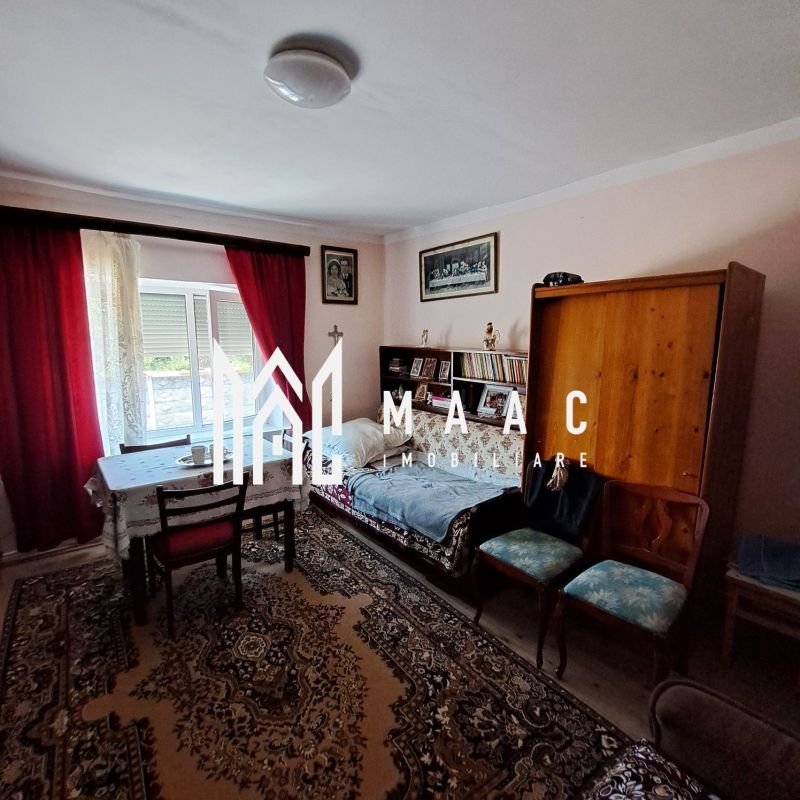f8a4f02425c14c0380cda17bdf62fc52 Casă individuală 2 camere | Cornățel | curte 633 mp, șură