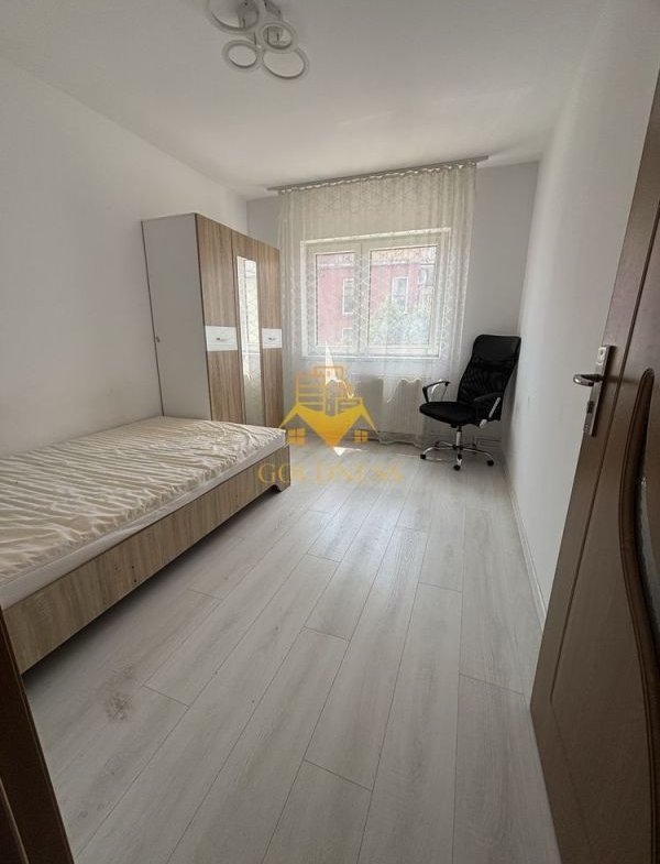 3 camere decomandate, 2 balcoane, Intre lacuri, Aurel Vlaicu, Kaufland