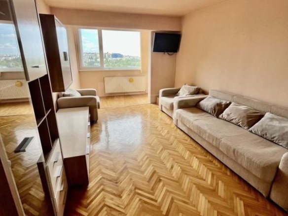 Apartament de inchiriat