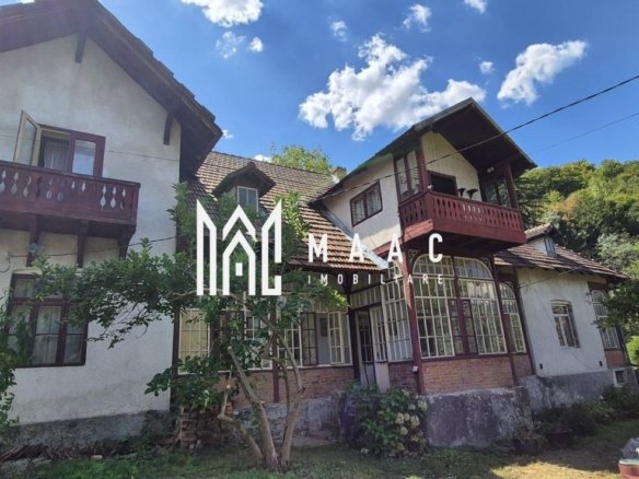 Casă 12 camere de vânzare | Râmnicu Vâlcea, Central | 570 mp