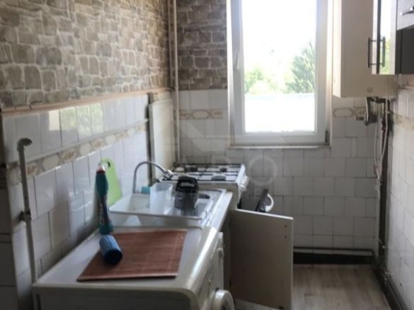 Inchiriere apartament 1 camera, toate dependintiile
