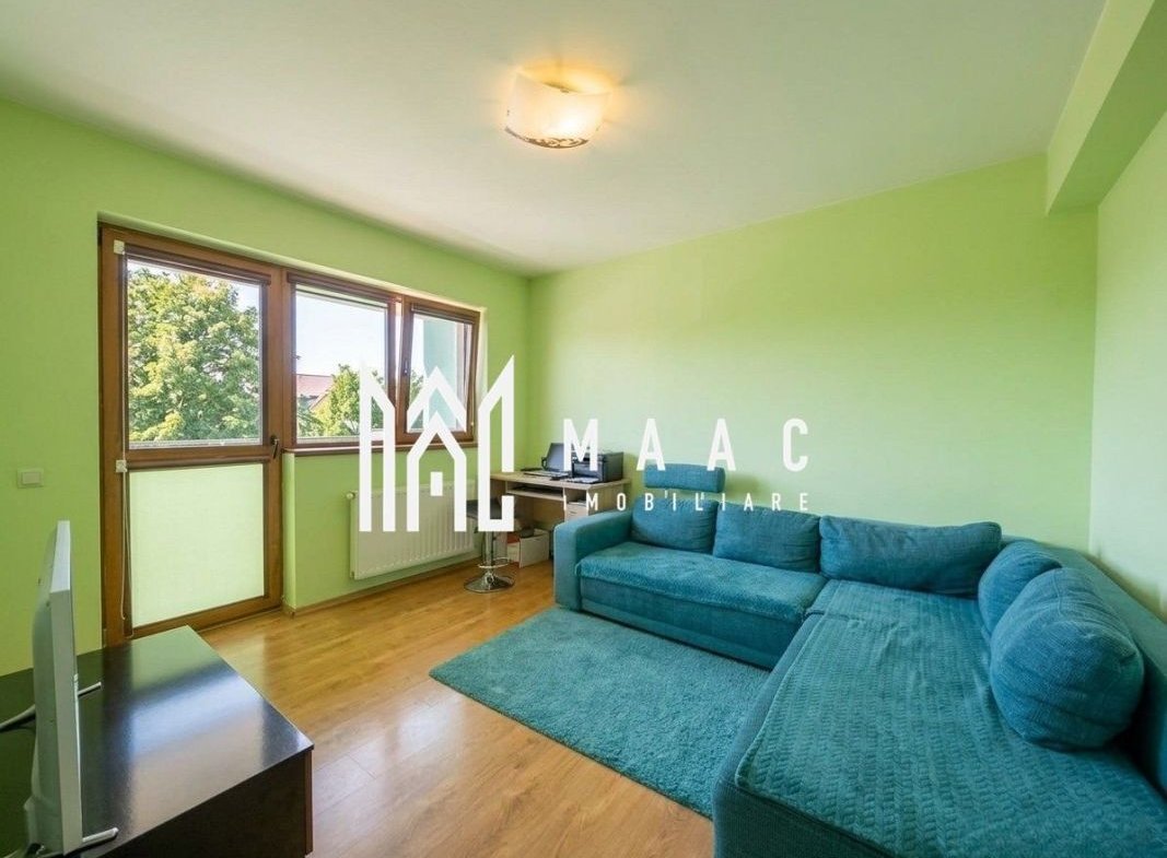 Apartament 3 camere | Etaj 2 | Balcon | Parcare | Decomandat