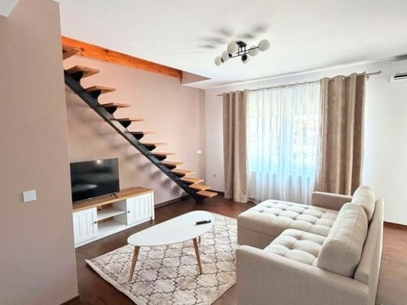 Apartament 2 camere + mansarda | Prima inchiriere | Selimbar