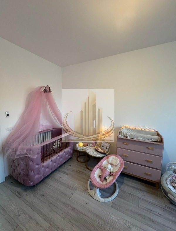 Apartament de lux cu 3 camere si 2 locuri de parcare✨