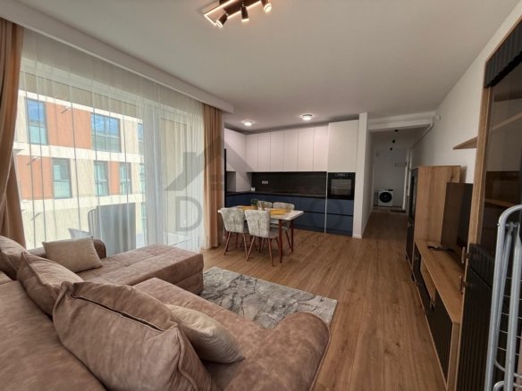 Inchiriez apartament cu 2 camere , bloc nou