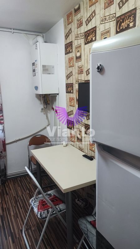 2b292afec623428398e8a1631136b54c Închiriez apartament 3 camere