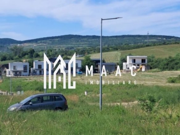 Teren intravilan I Bungard I Deschidere 20/22m I Utilitati