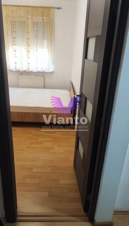 Închiriez apartament 3 camere