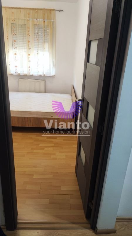 30c91c07a3f247f281e1381bba499215 Închiriez apartament 3 camere