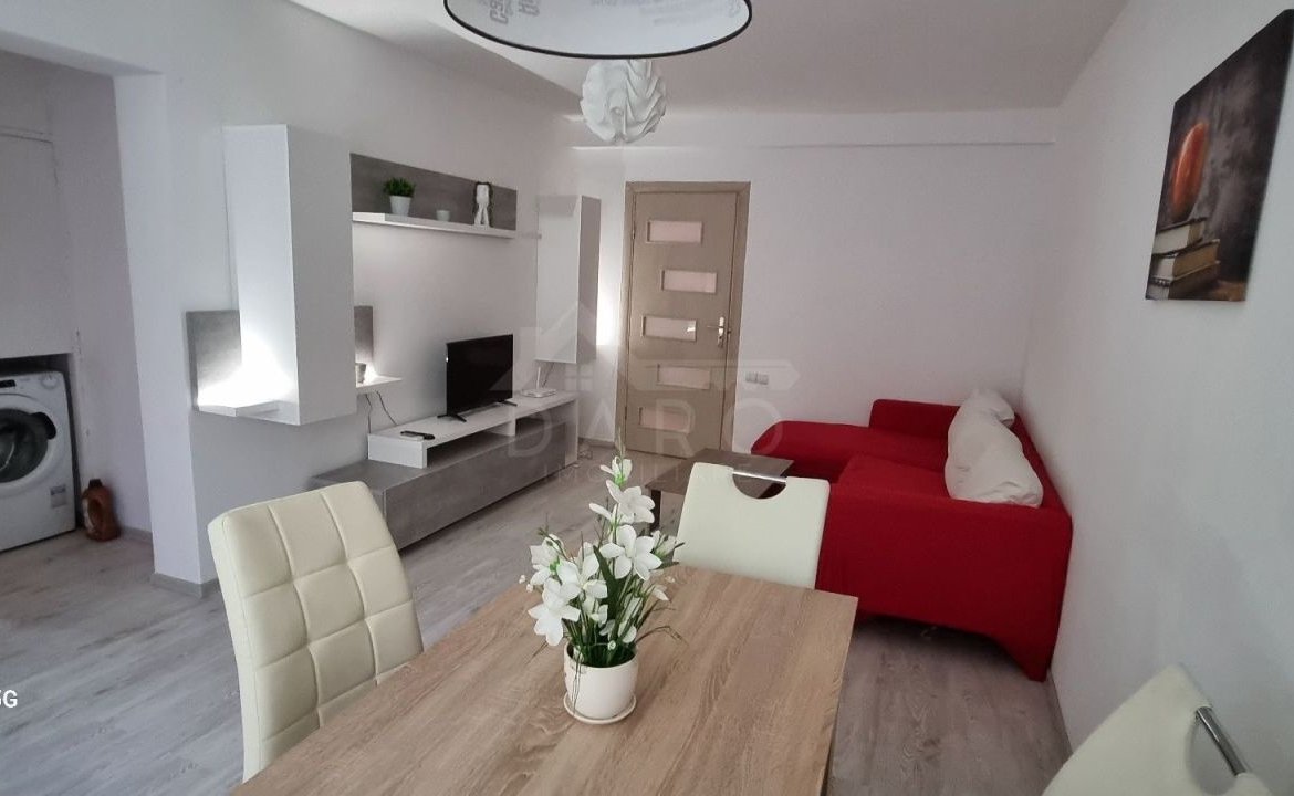 Inchiriere apartament 3 camere 7 noiembrie.For rent 2 bedrooms,1 living room,2 bathrooms apartment near UMFST