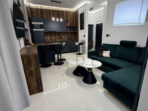 Apartament 2 camere premium de inchiriat cu parcare in  zona semicentrala