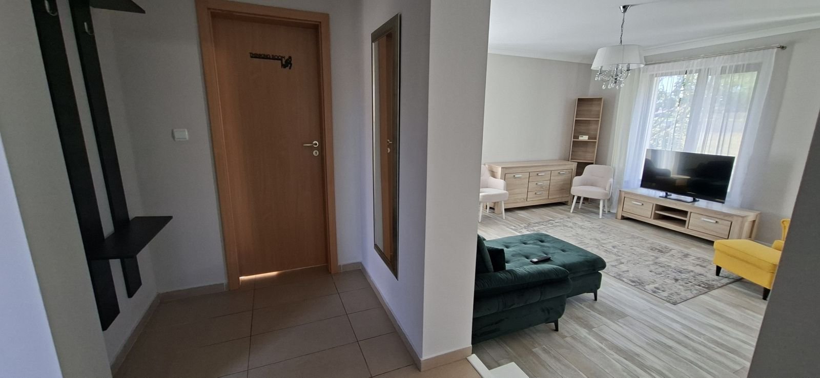 49840e24fcb9484baa5fea4b41b74ed0 Casă de închiriat în Dumbravita – 3 dormitoare si garaj