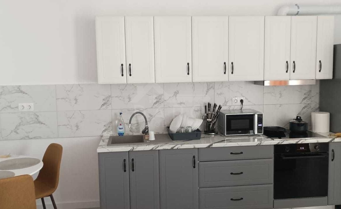 Inchiriere apartament nou 2 camere (55mp) – Targu Mures, Maurer Residence + parcare inclusa + boxa stocare beci