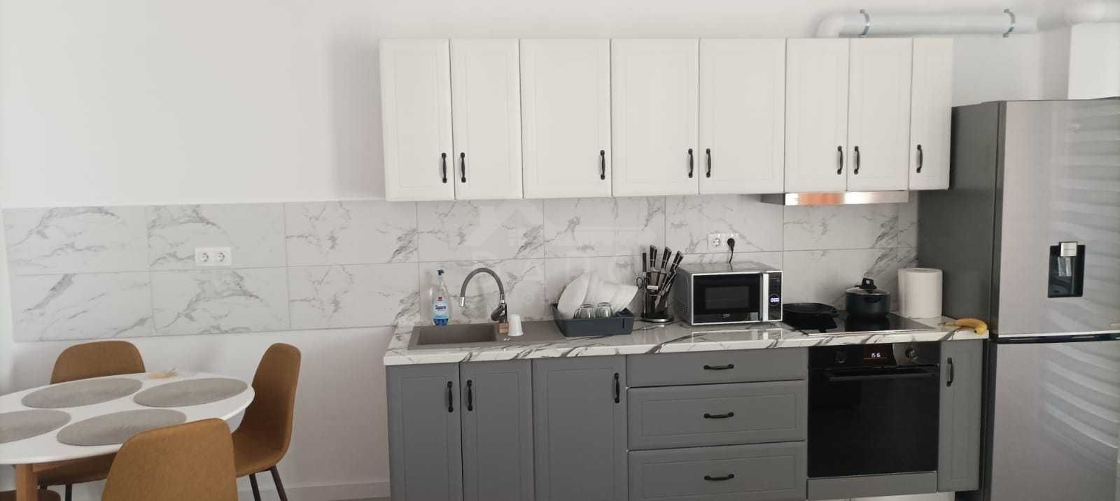 Inchiriere apartament nou 2 camere (55mp) – Targu Mures, Maurer Residence + parcare inclusa + boxa stocare beci
