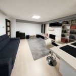 Apartament decomandat cu 3 camere și garaj opțional – zona Lunei