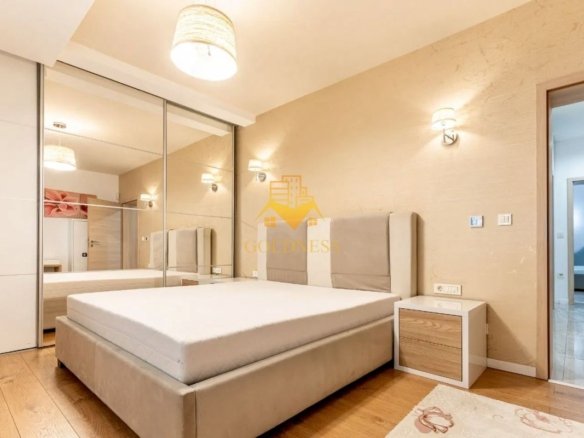 5 camere,modern,garaj, bloc nou zona Centrala, Platinia, Usamv,Motilor