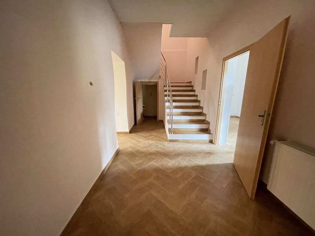 5ef575ea3f7544d1ad633f25ca298fd8 Pretabila pentru azil de batrani,clinica,gradinita