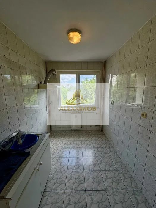 Apartament 3 Camere de Vanzare – 70 mp – Bd. Alexandru Obregia