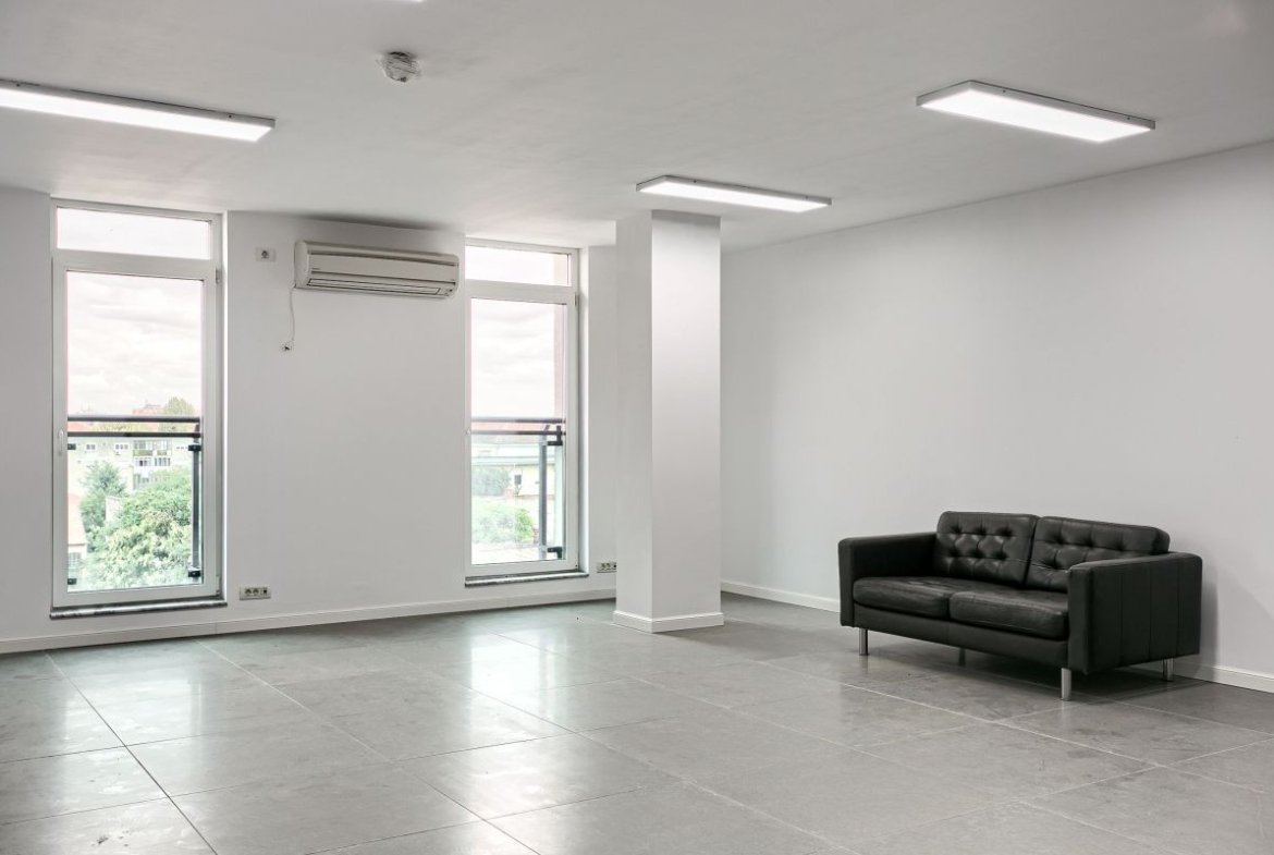 Birou premium de 57 mp de închiriat – Arad Plaza, ultracentral