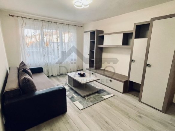 Apartament 3 camere de inchiriat zona Diamant